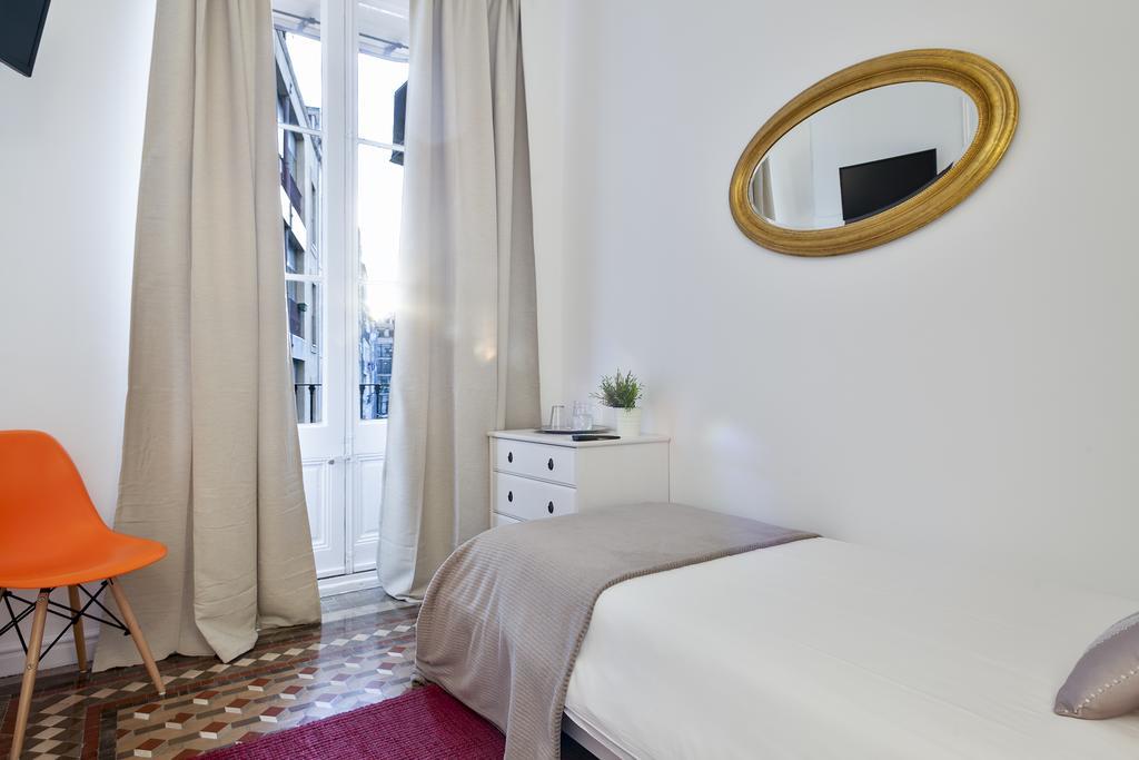 Plaza Catalunya Guest House Barcelona Room photo
